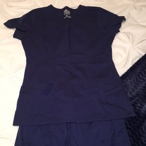 LOT OF FOUR SCRUB SETS
